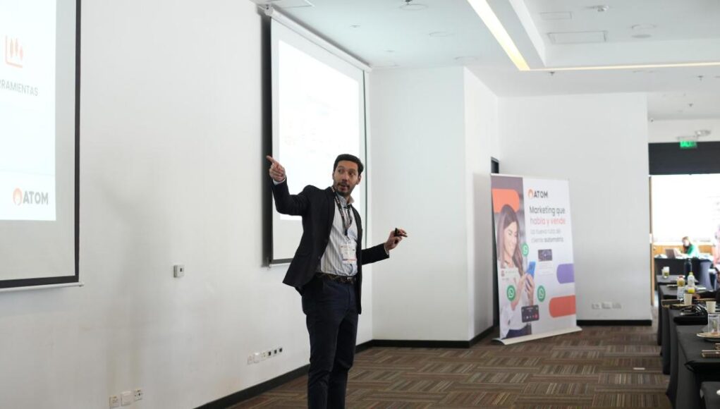 Colombia migra del call center al comercio conversacional (8)